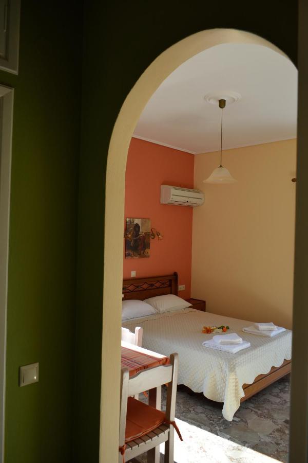 Stamoulis Apartments Agia Efimia エクステリア 写真