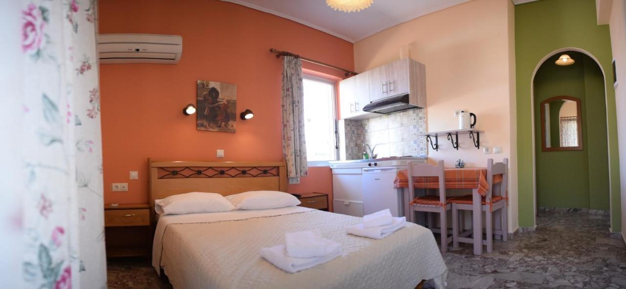 Stamoulis Apartments Agia Efimia エクステリア 写真
