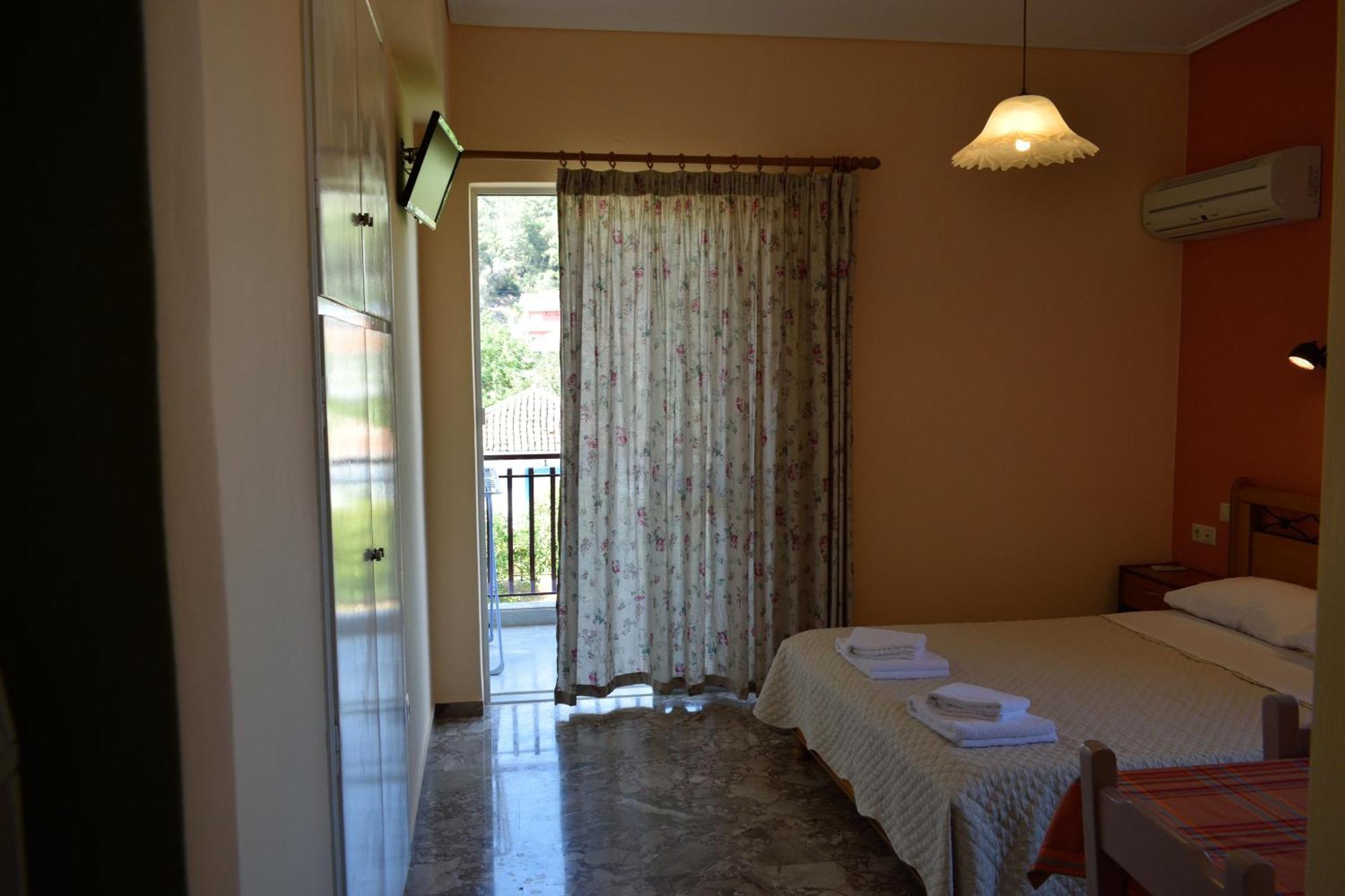 Stamoulis Apartments Agia Efimia 部屋 写真