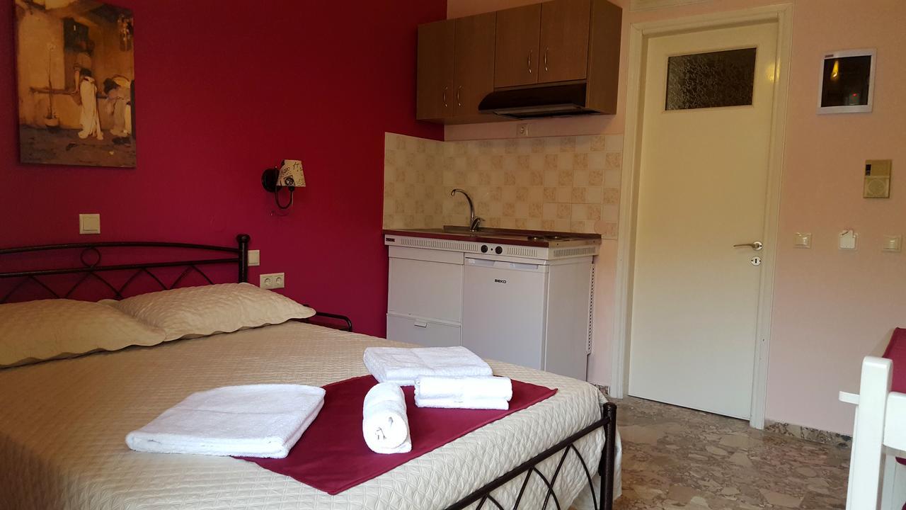 Stamoulis Apartments Agia Efimia エクステリア 写真