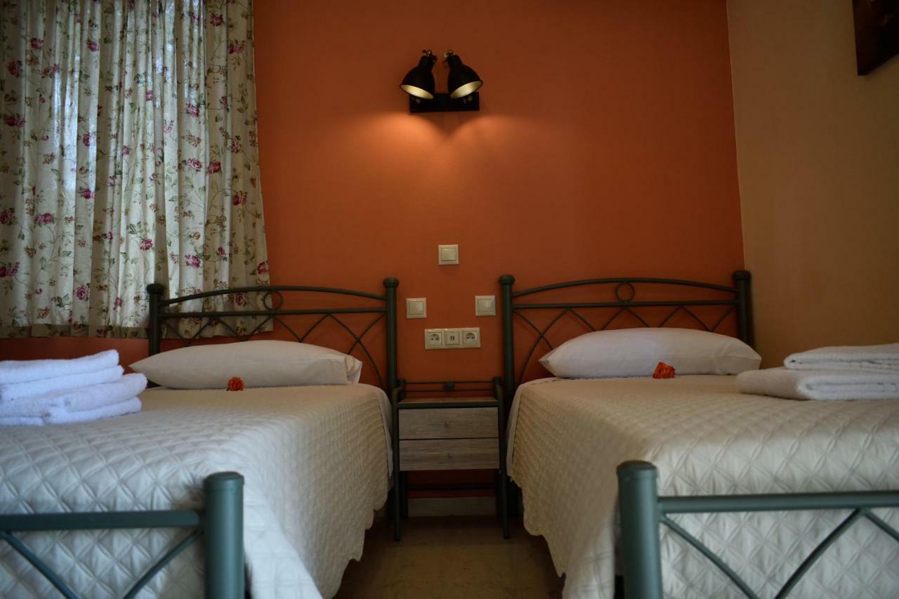 Stamoulis Apartments Agia Efimia エクステリア 写真